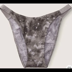 Victorias Secret Pink Panties High leg Logo
Bikini Panty purple mist VS M AND L